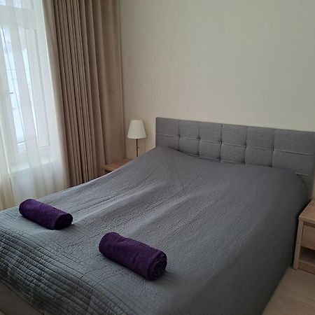 Emajoe Keeltekool Apartment Tartu Eksteriør billede