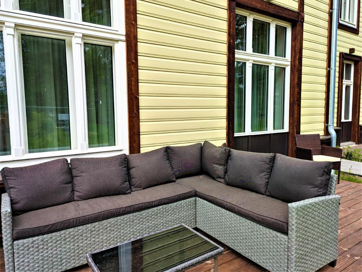Emajoe Keeltekool Apartment Tartu Eksteriør billede