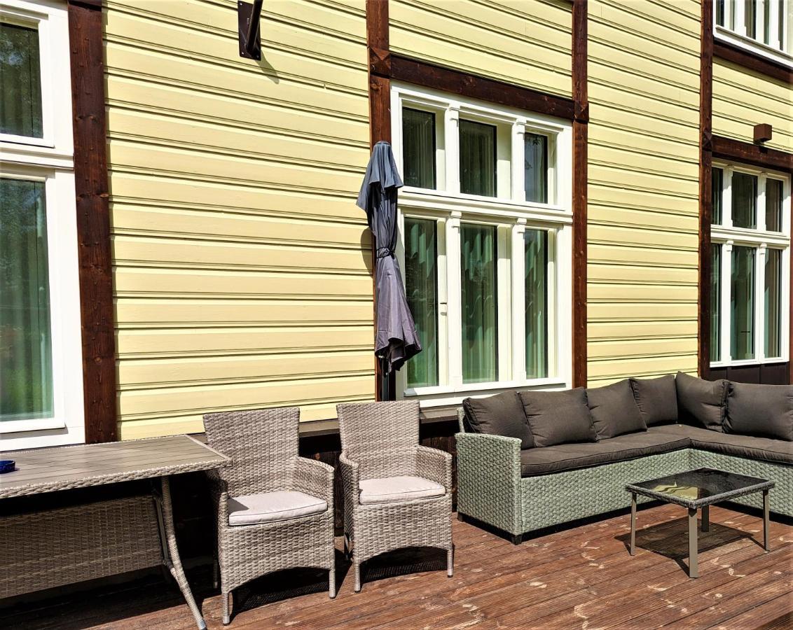 Emajoe Keeltekool Apartment Tartu Eksteriør billede