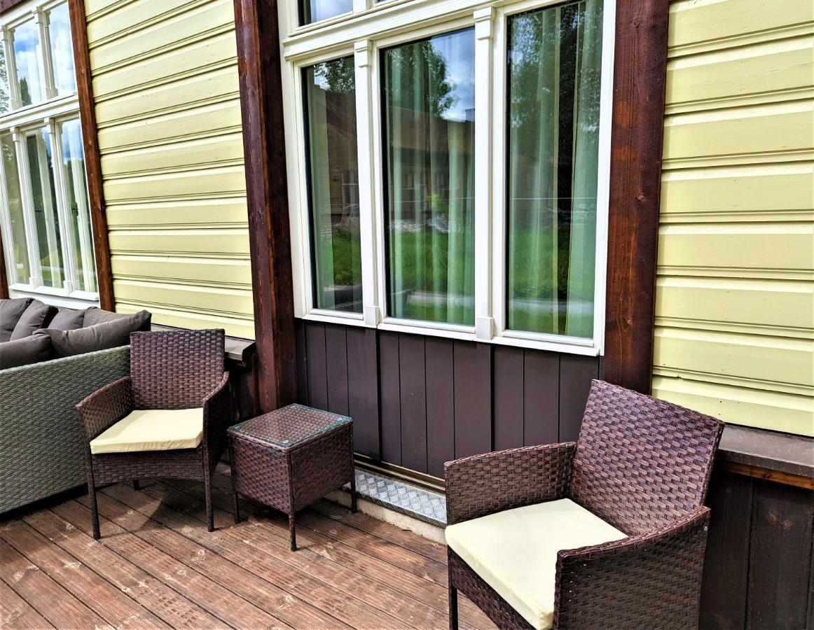 Emajoe Keeltekool Apartment Tartu Eksteriør billede