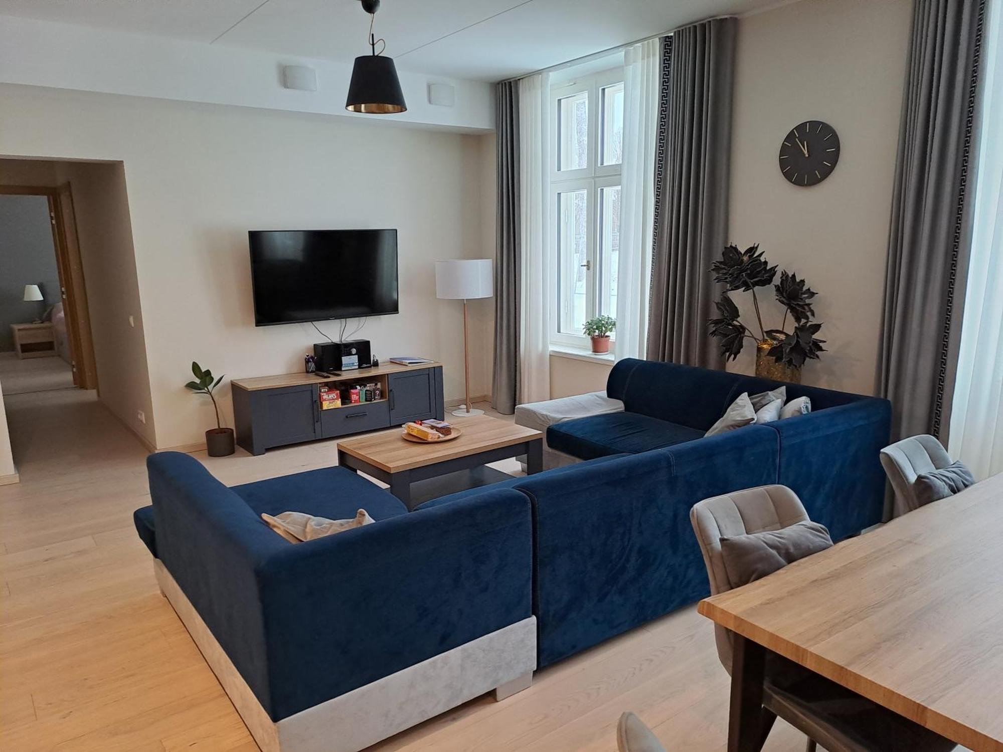 Emajoe Keeltekool Apartment Tartu Eksteriør billede